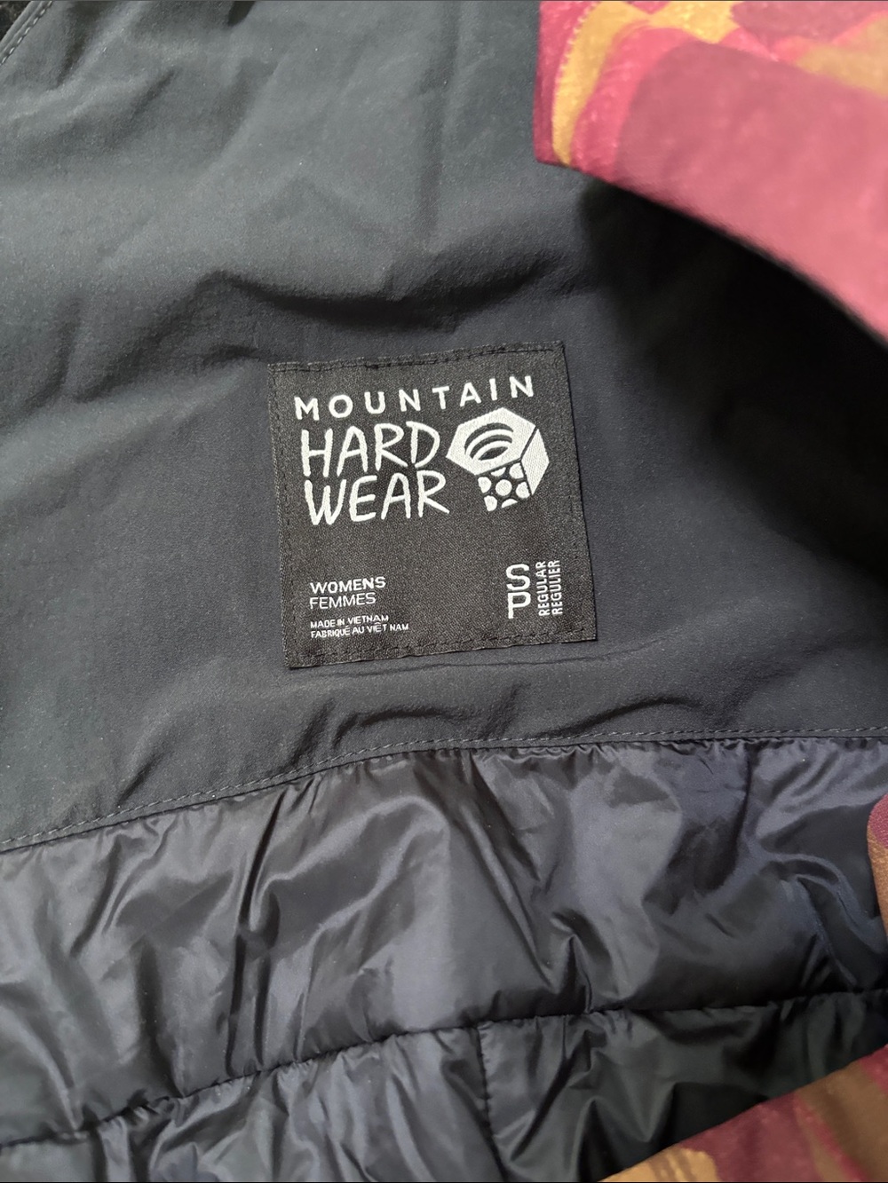 Mountain Hardwear Women's Insulated Jacket in Black with Maroon Accent